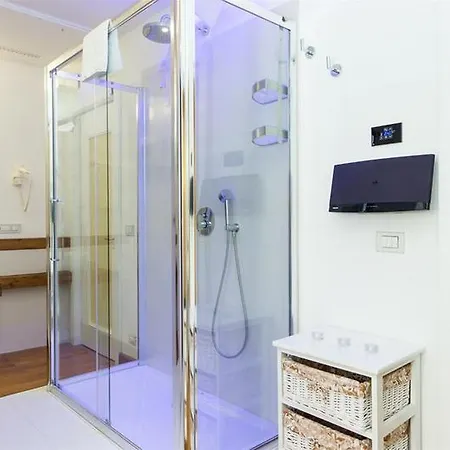 Bed & Breakfast Nasoni Di 3*